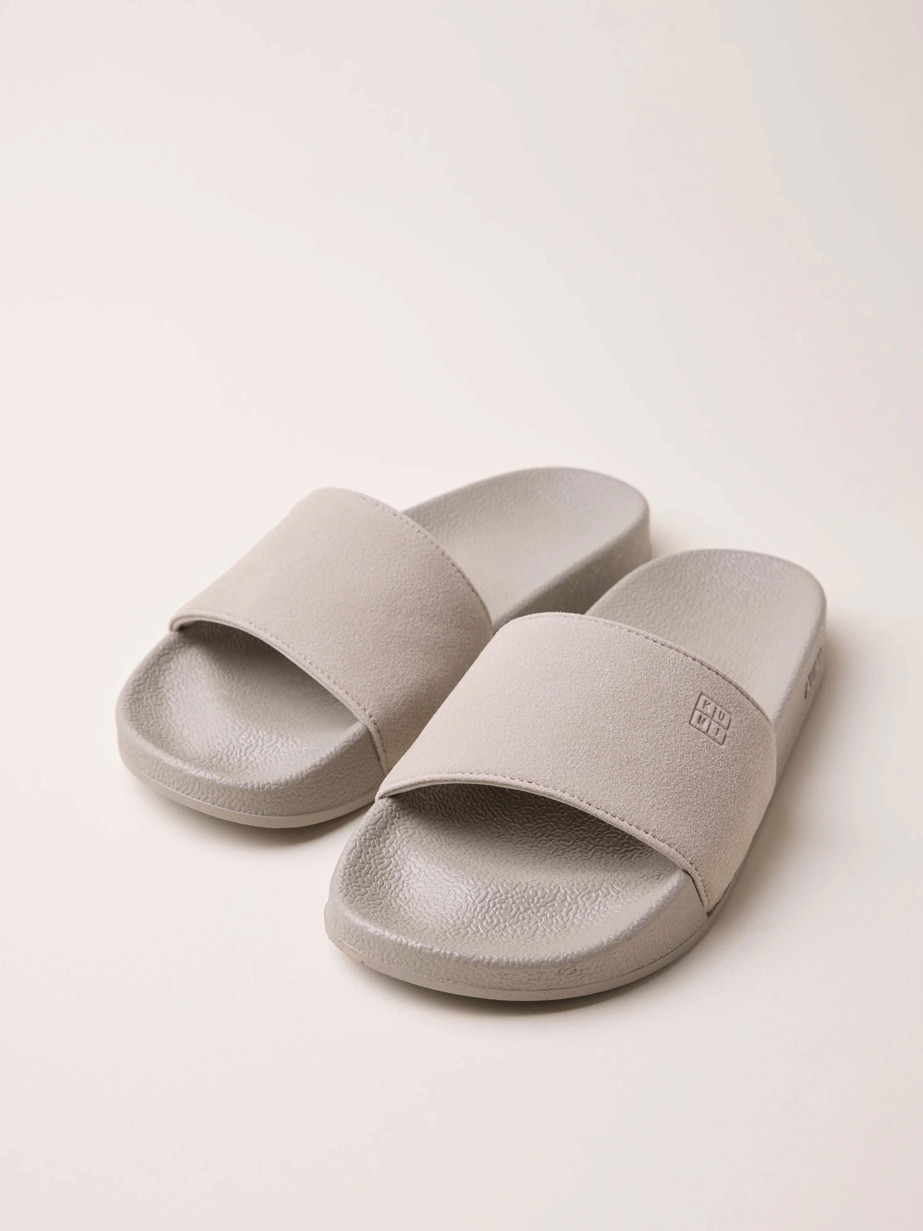 Gray slides - Image 3