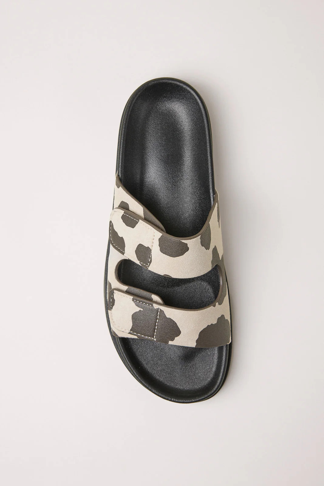 Two strap slides Cow print - Image 3