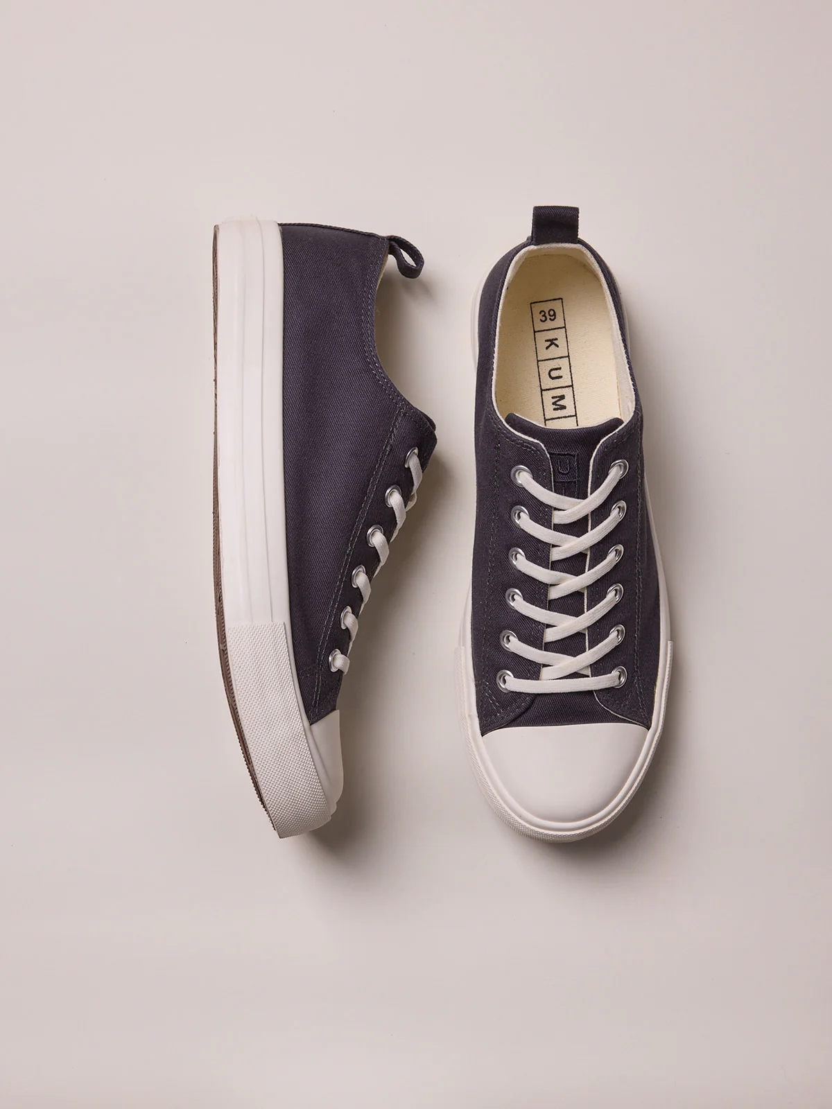 Retro sneakers Semi black - Image 3