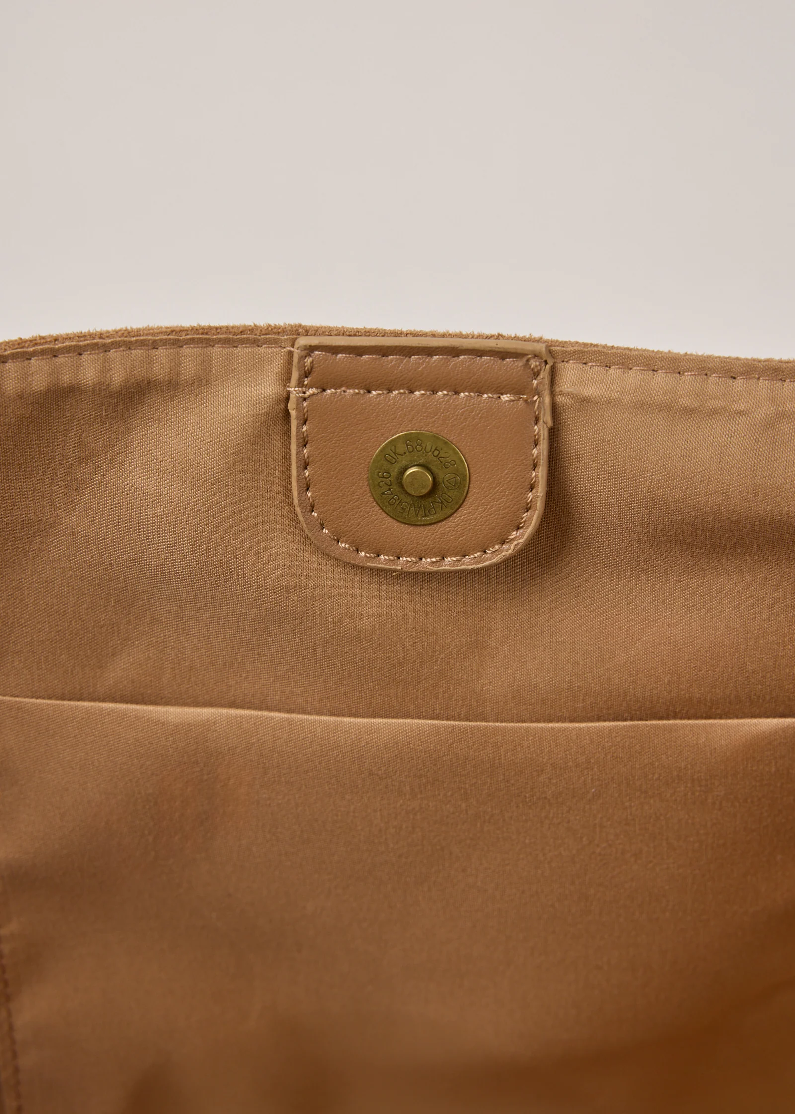 Suede tote in Beige - Image 4